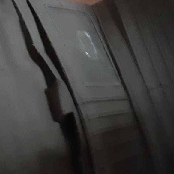 Red Wallet - Picture 4 of 6